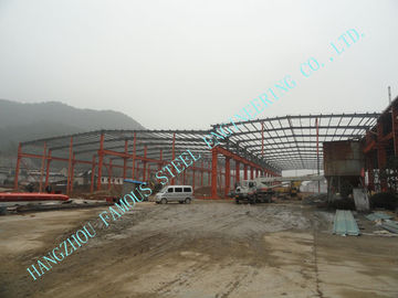 Κίνα Prefab 78 X 96 ελαφρύ βιομηχανικό σπίτι αποθήκευσης κτηρίων ASTM χάλυβα Multispan που ντύνεται προμηθευτής