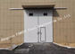 Τμηματικές οριζόντιες συρόμενες βιομηχανικές πόρτες γκαράζ με τη για τους πεζούς πόρτα πρόσβασης για το εργαστήριο προμηθευτής